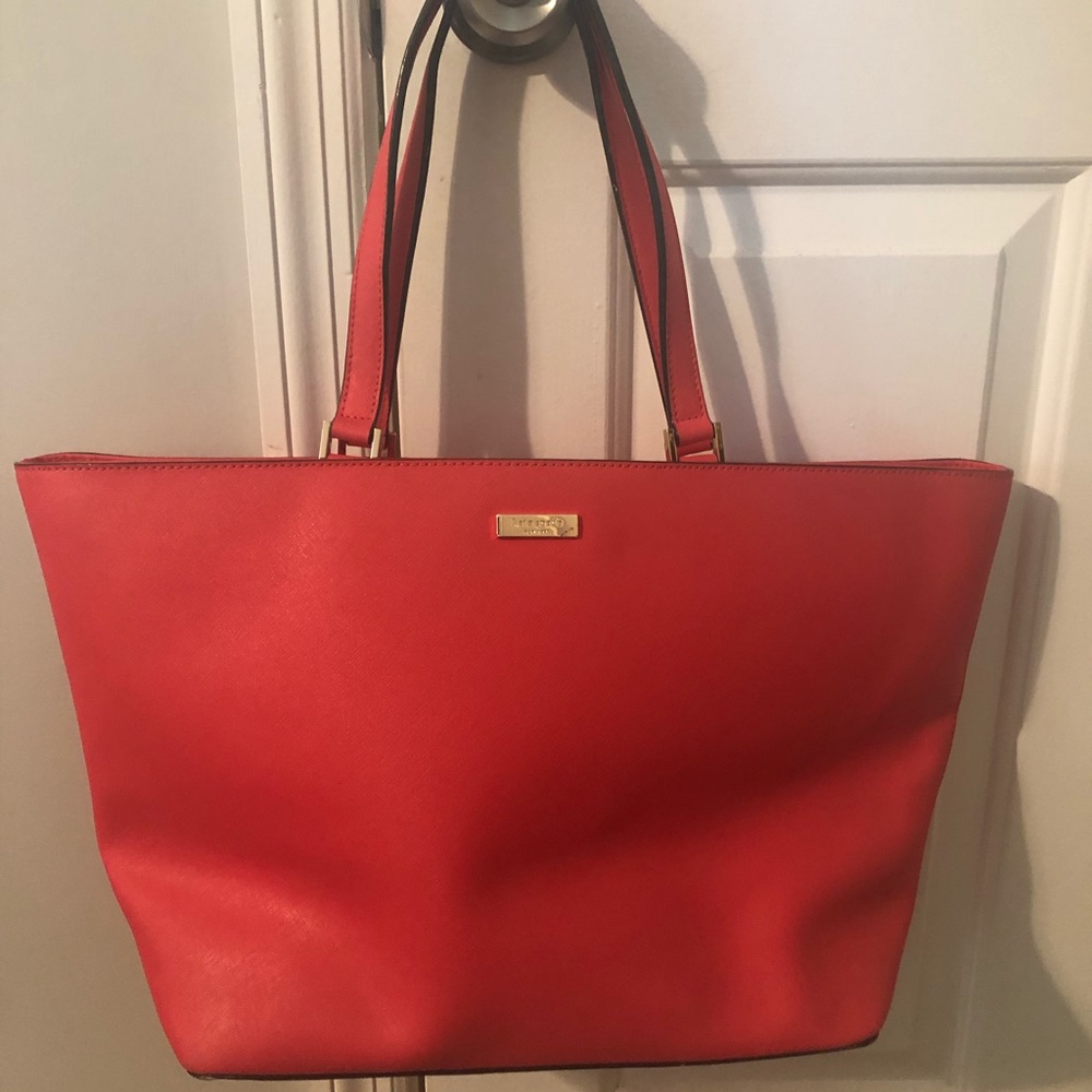 Kate Spade Newbury Lane tote in Geranium